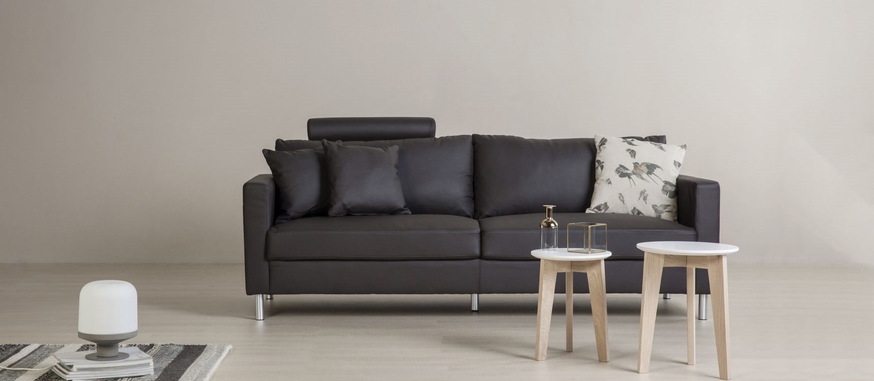 sofa 3 cho17 min - Top 10 Ghế Sofa 3 Chỗ Đáng Mua Nhất Hiện Nay Phù Hợp Với Mọi Gia Đình